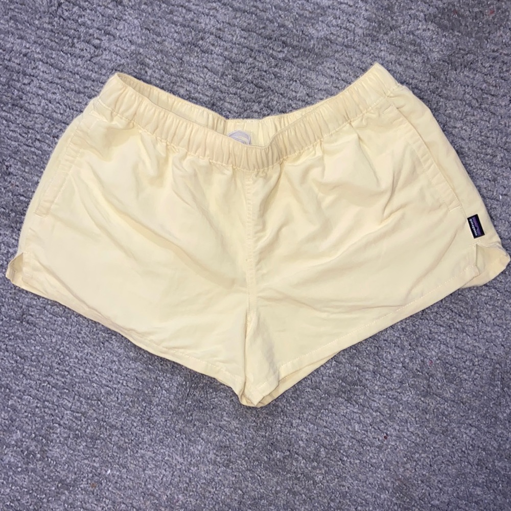 MEDIUM PATAGONIA SHORTS!!!
